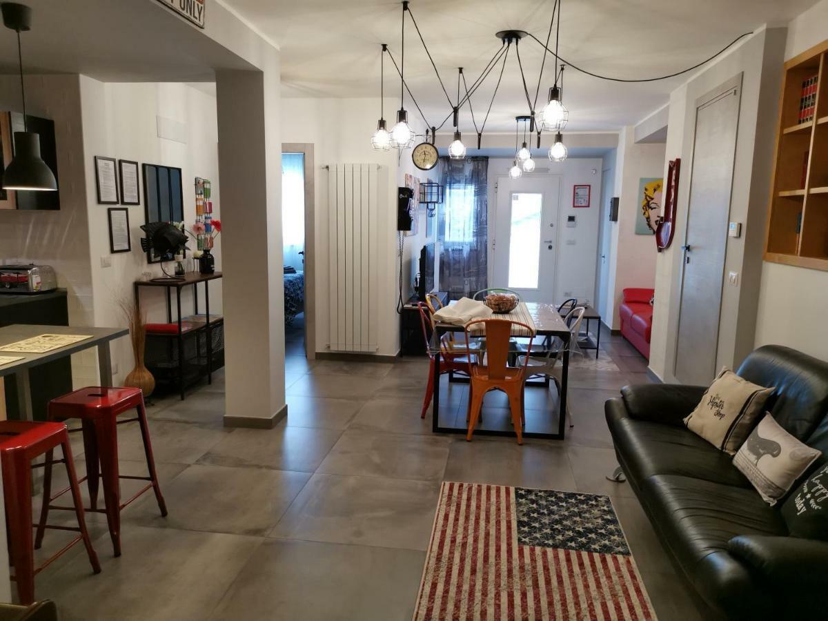 The Black Dog House 발렌자노 외부 사진